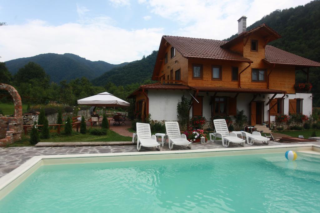 Gasthaus Maria Borlova Экстерьер фото